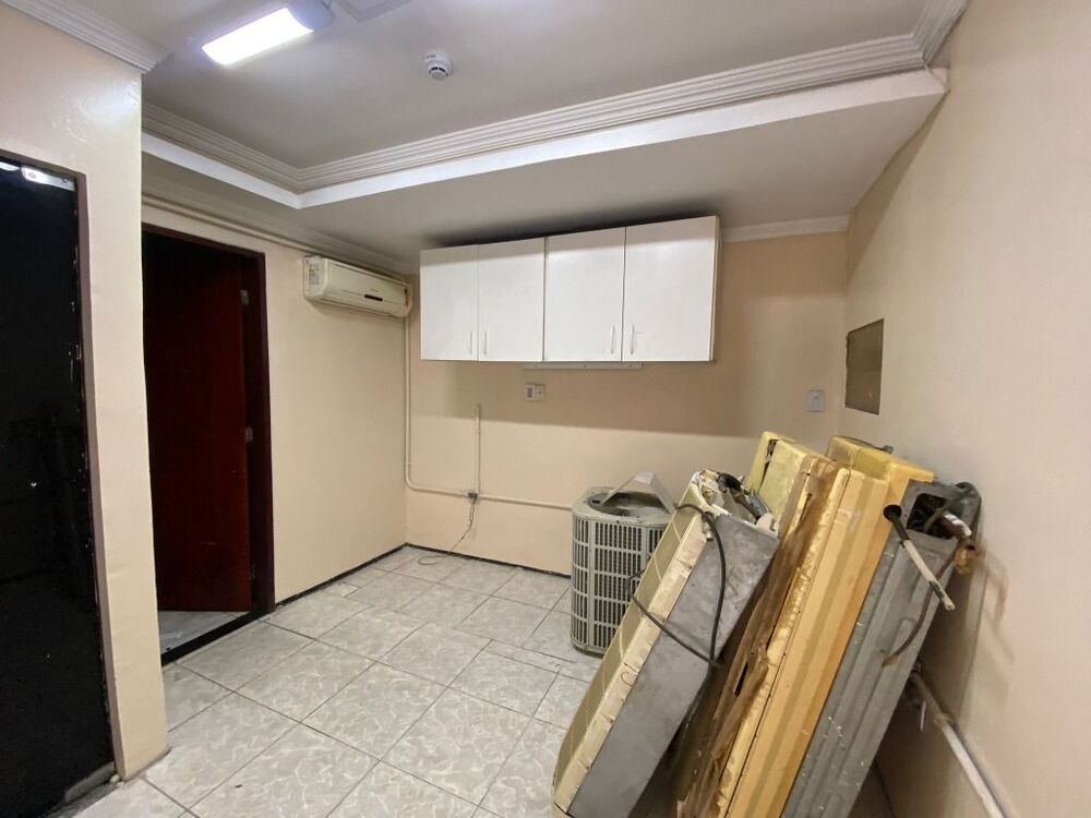 Casa à venda com 7 quartos, 150m² - Foto 19
