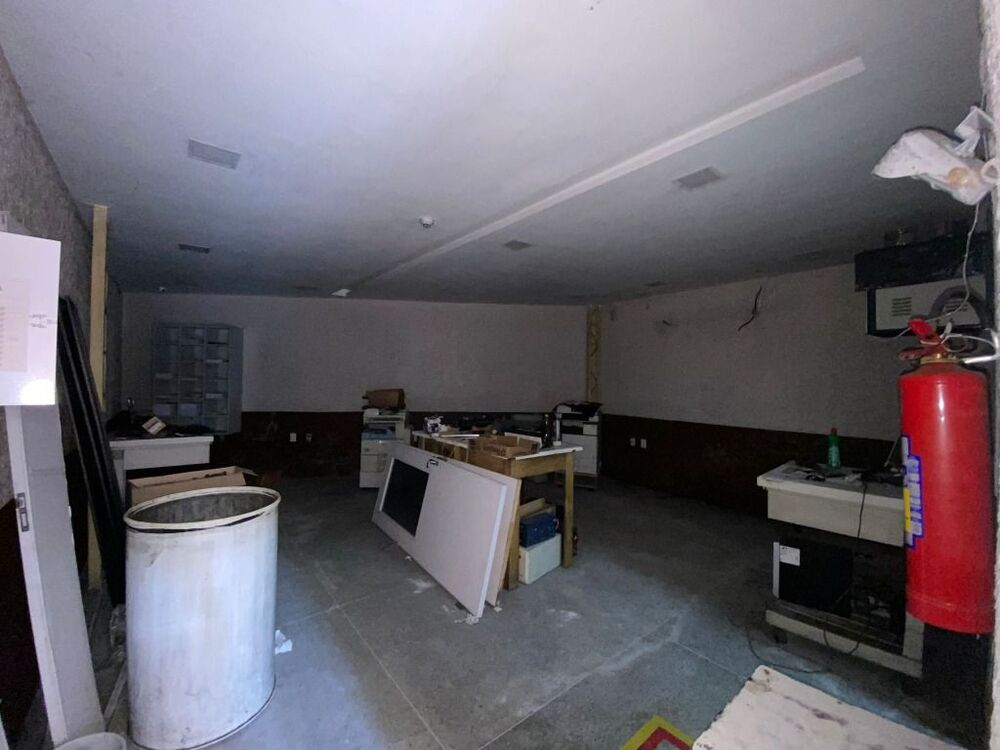 Casa à venda com 7 quartos, 150m² - Foto 15