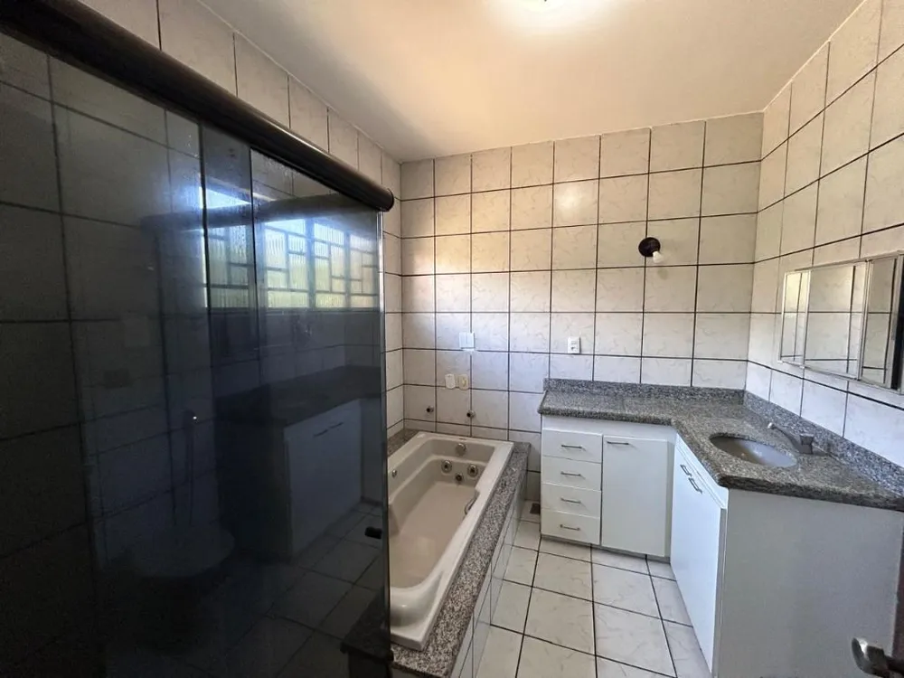 Casa, 5 quartos, 280 m² - Foto 3