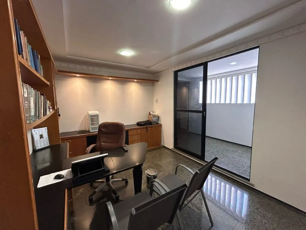 Casa, 6 quartos, 175 m² - Foto 3