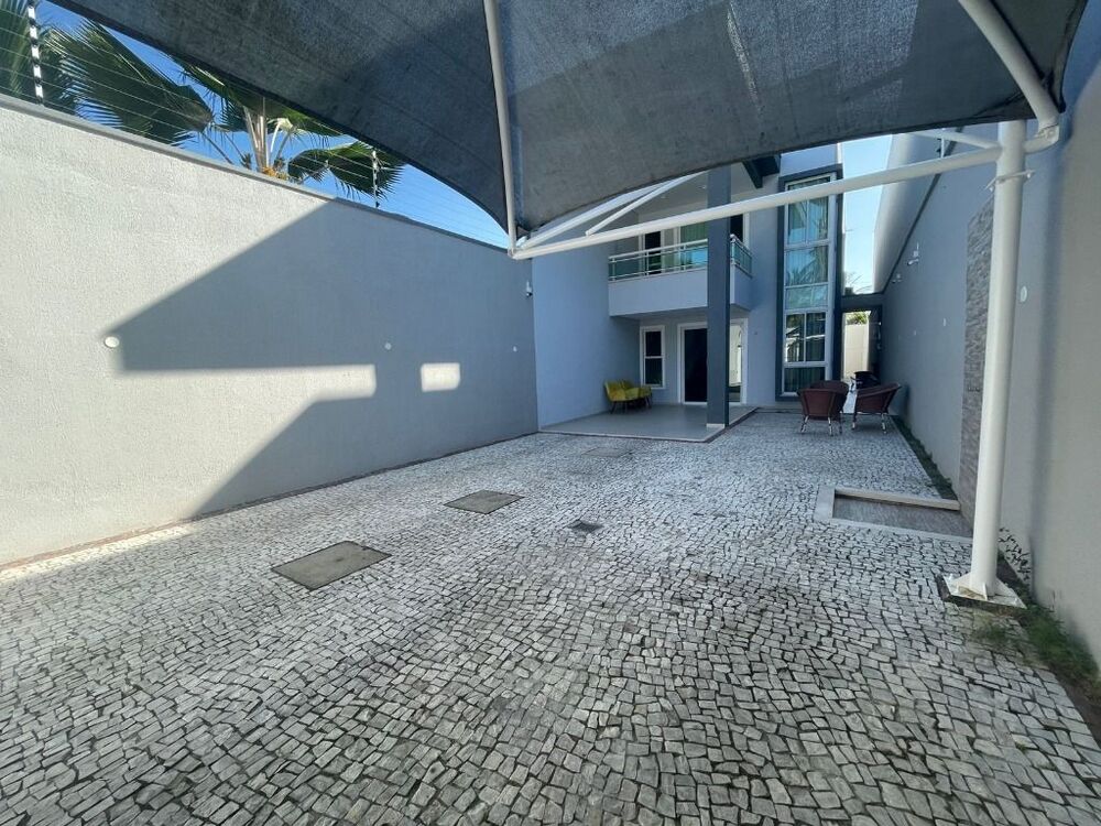 Casa, 4 quartos, 236 m² - Foto 1
