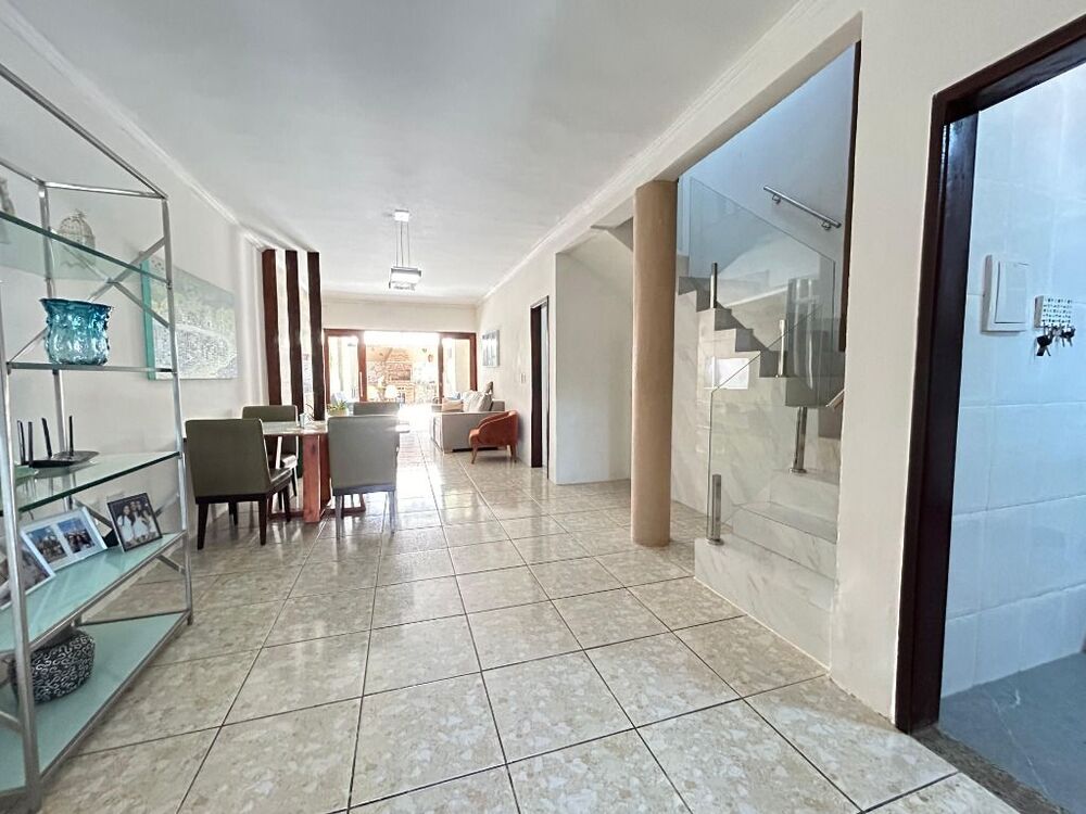 Casa, 4 quartos, 210 m² - Foto 6