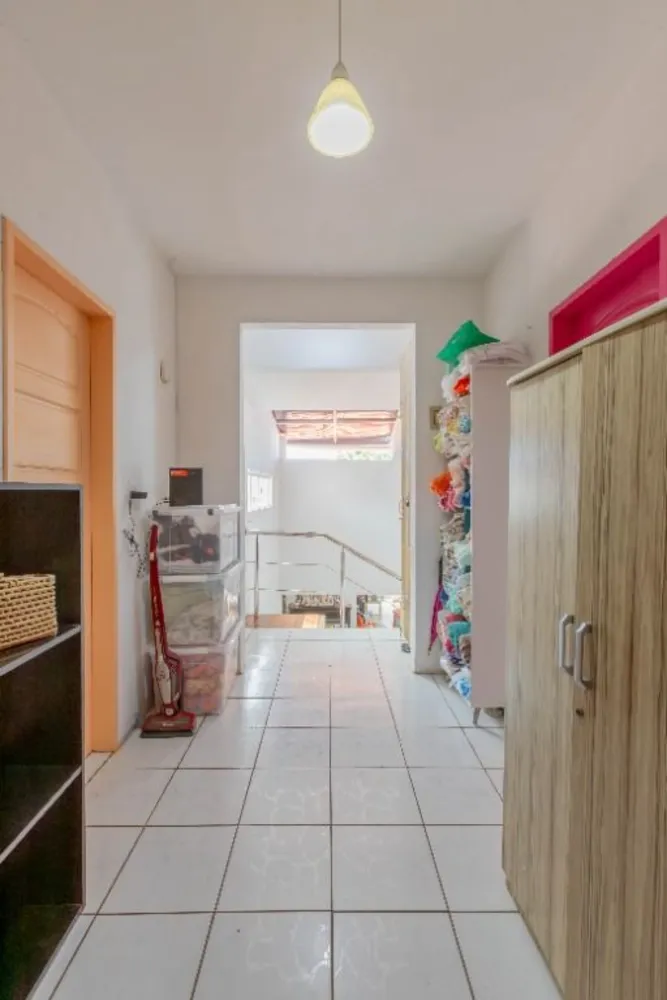 Casa, 5 quartos, 325 m² - Foto 4