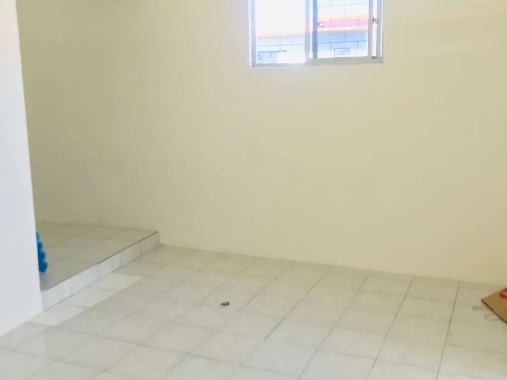 Casa, 6 quartos, 200 m² - Foto 4