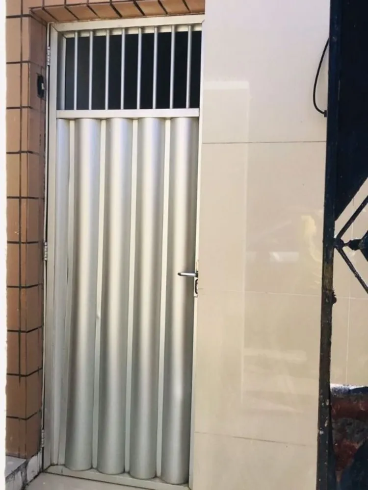 Casa, 6 quartos, 200 m² - Foto 2