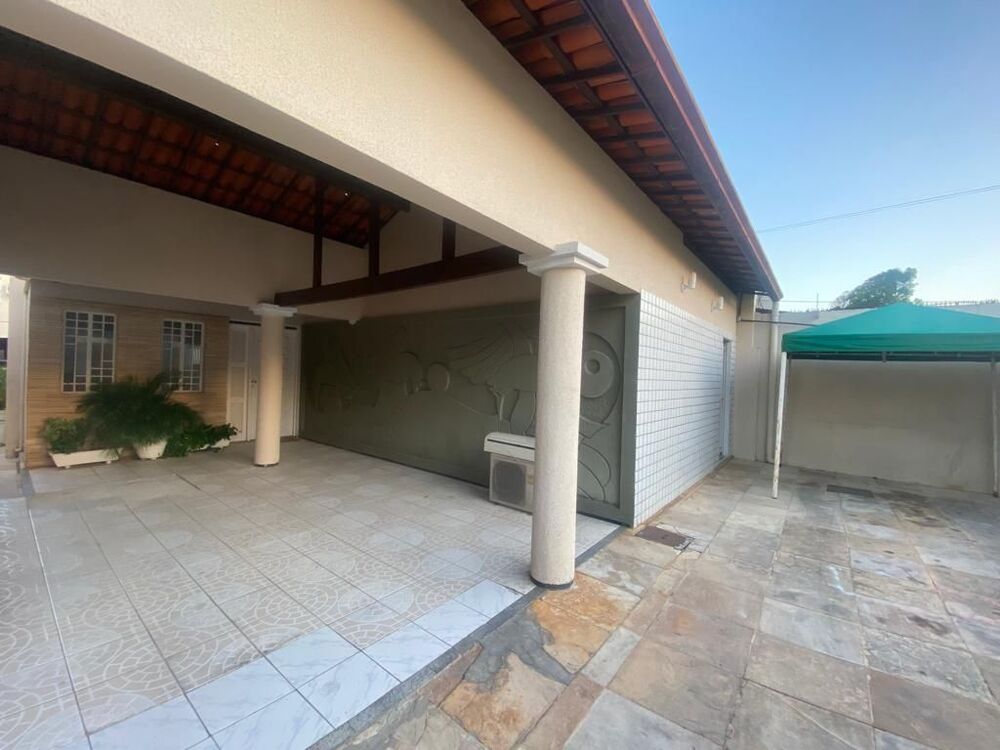 Casa, 6 quartos, 330 m² - Foto 2