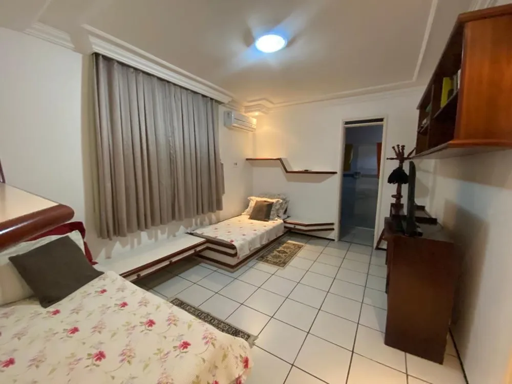 Casa, 6 quartos, 330 m² - Foto 10