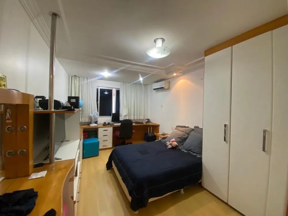 Casa, 6 quartos, 330 m² - Foto 12