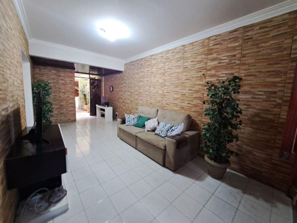 Casa, 4 quartos, 295 m² - Foto 2