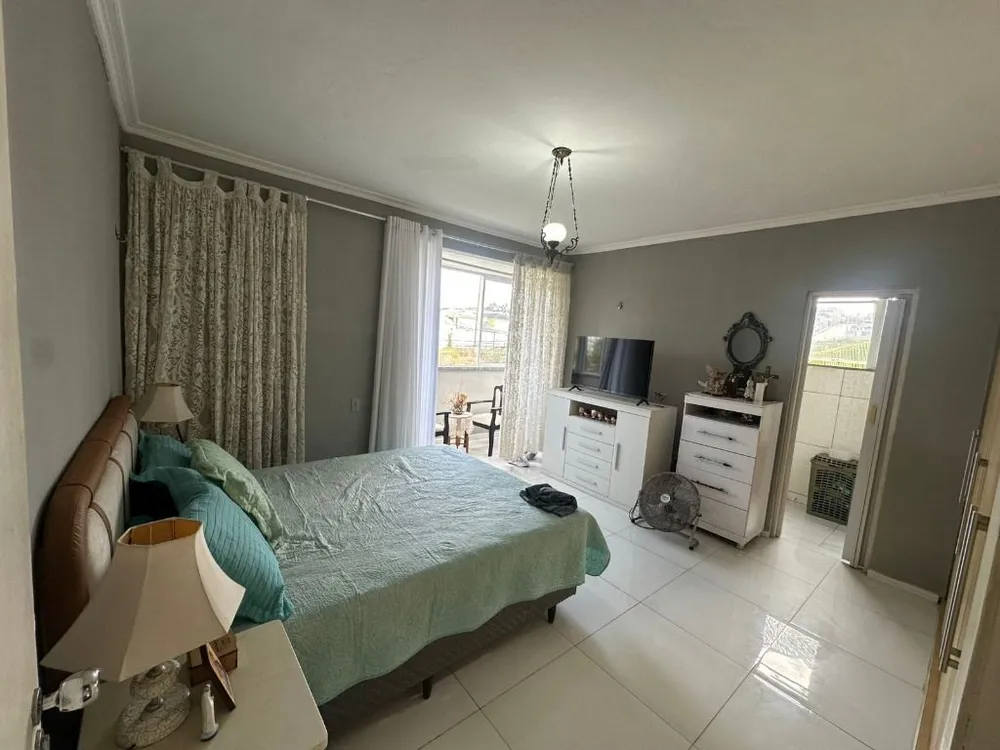 Apartamento, 3 quartos, 133 m² - Foto 3