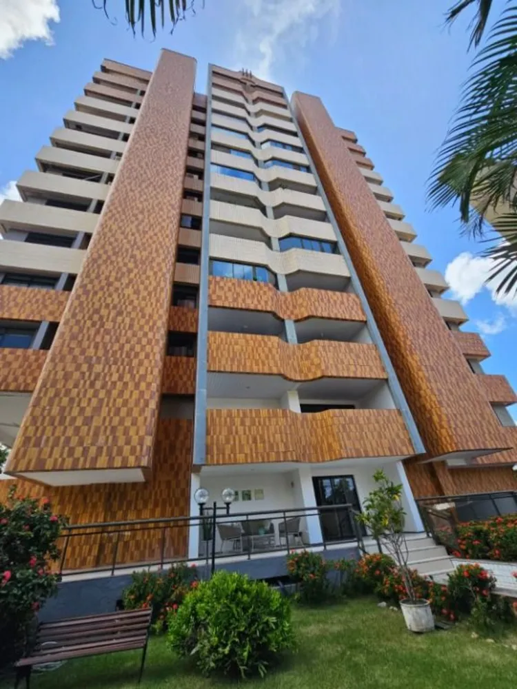 Apartamento, 3 quartos, 146 m² - Foto 1