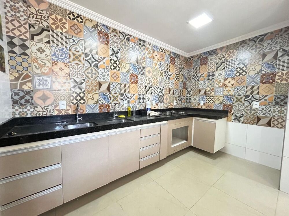 Casa à venda com 4 quartos, 140m² - Foto 8