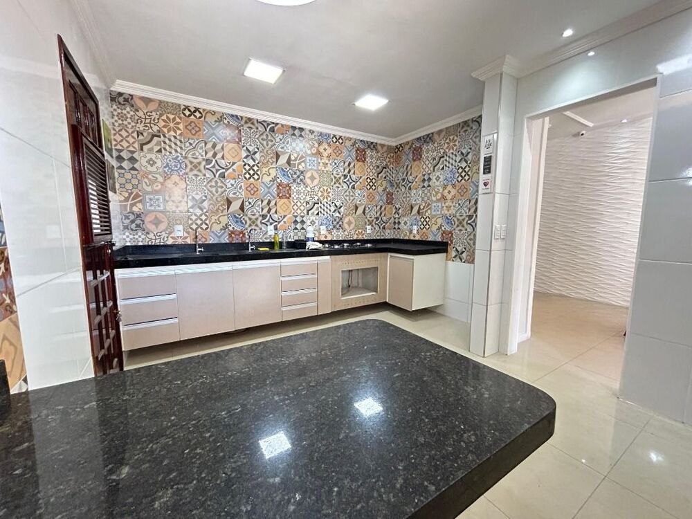 Casa à venda com 4 quartos, 140m² - Foto 5