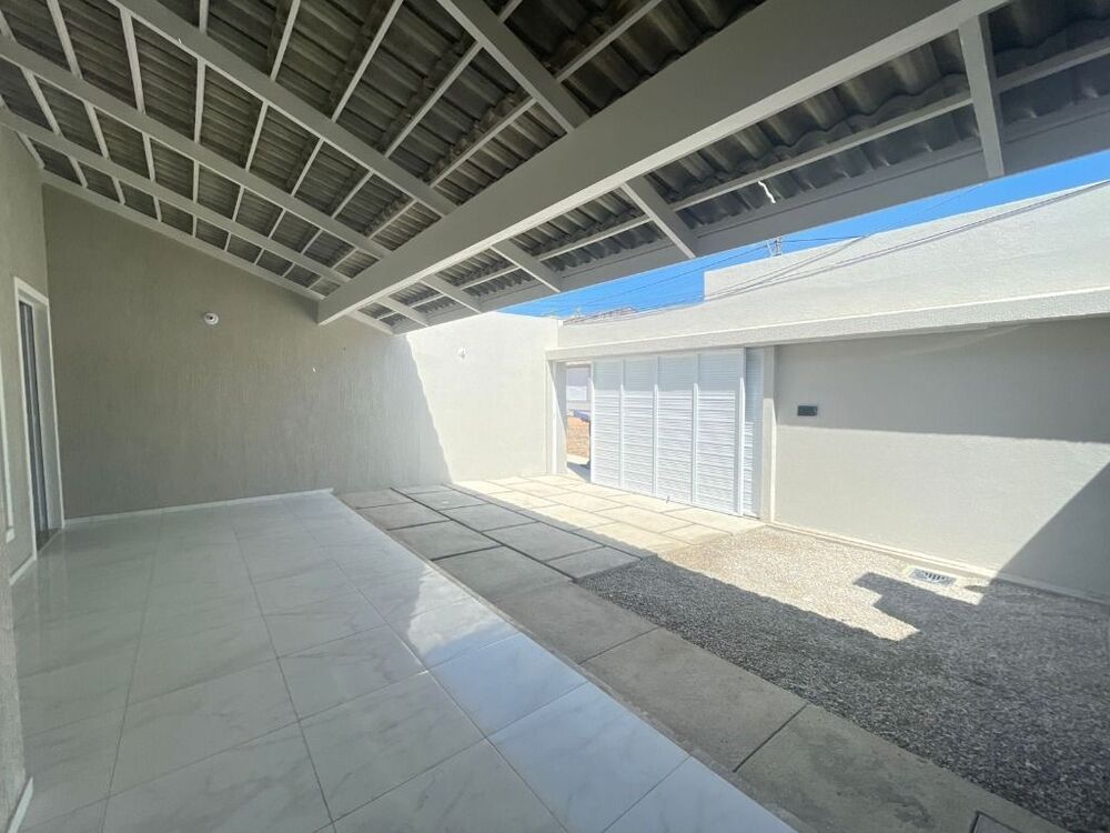 Casa à venda com 3 quartos, 138m² - Foto 3