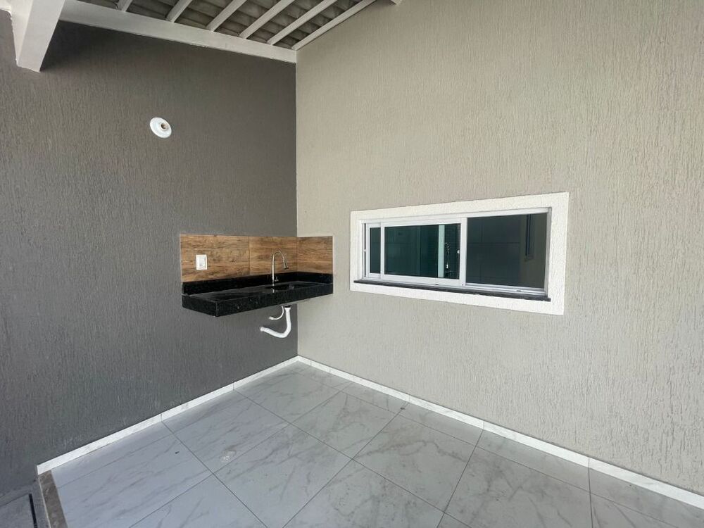 Casa à venda com 3 quartos, 138m² - Foto 2