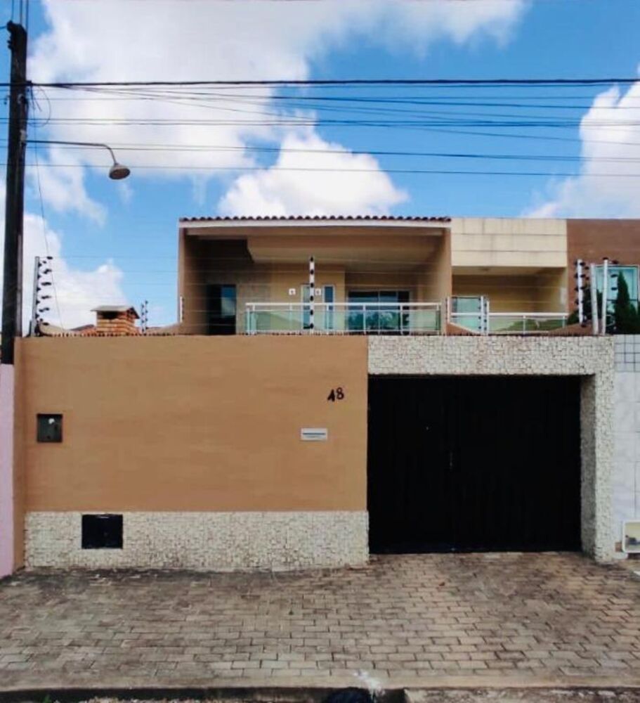Casa à venda com 4 quartos, 223m² - Foto 4