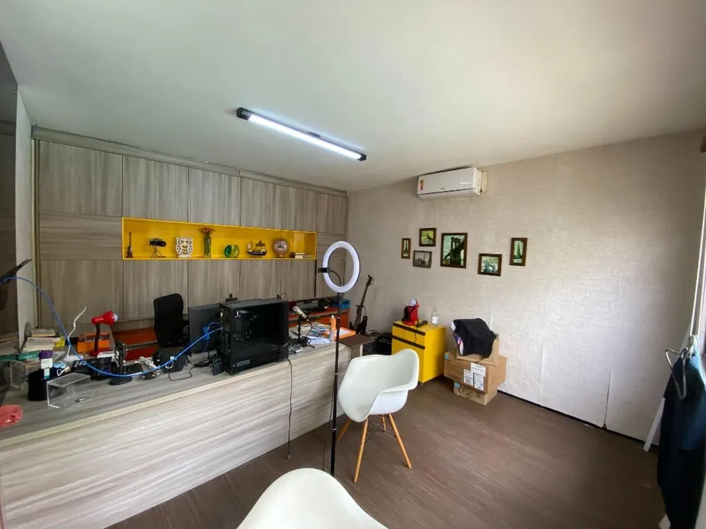 Casa, 4 quartos, 268 m² - Foto 1