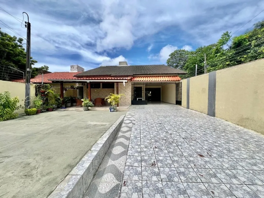 Casa, 5 quartos, 192 m² - Foto 1