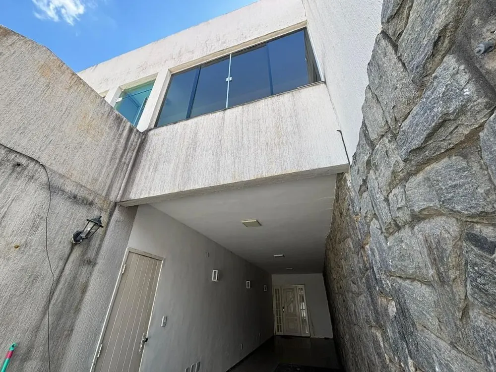 Casa, 3 quartos, 276 m² - Foto 2