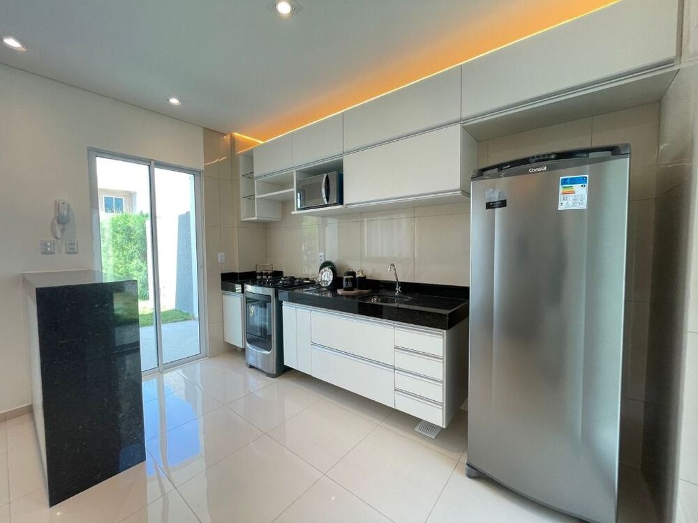 Casa de Condomínio à venda com 3 quartos, 94m² - Foto 4