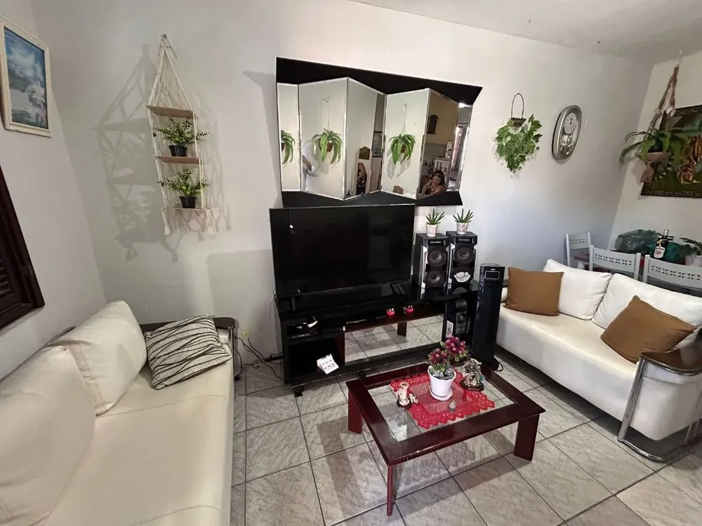 Casa, 2 quartos, 54 m² - Foto 1