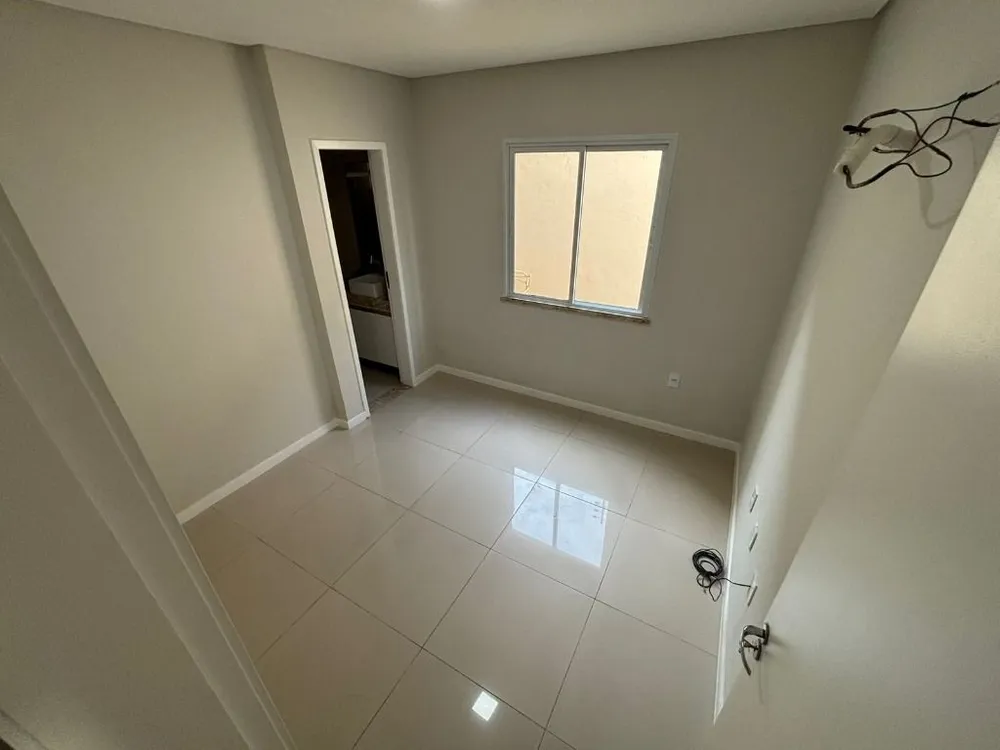 Casa, 4 quartos, 180 m² - Foto 1