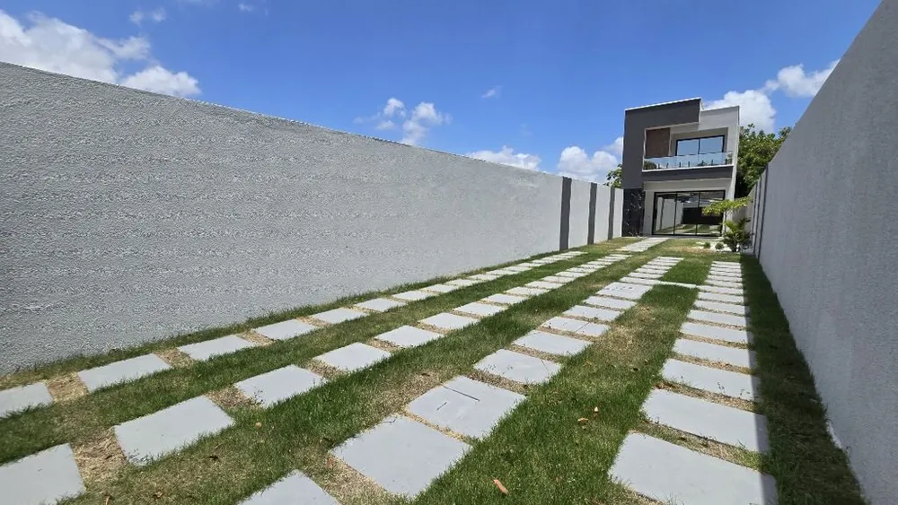 Casa, 4 quartos, 136 m² - Foto 1