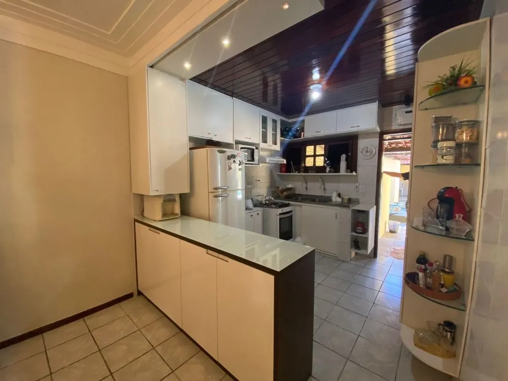 Casa, 3 quartos, 220 m² - Foto 3