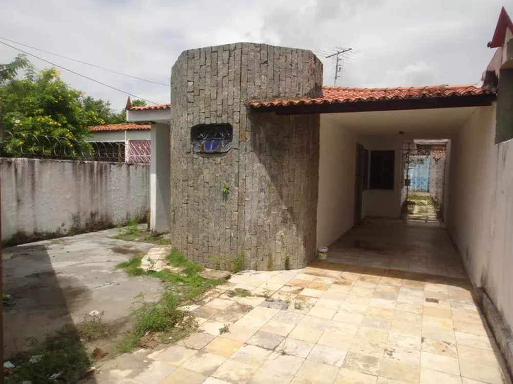 Casa à venda com 3 quartos, 140m² - Foto 2