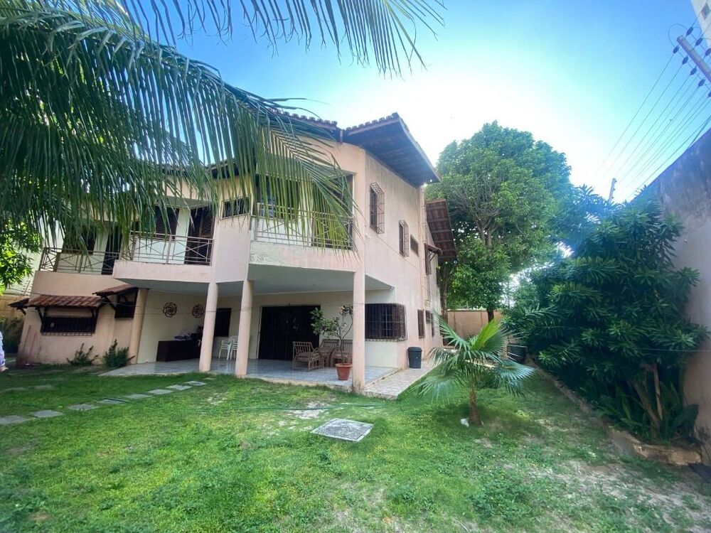 Casa, 4 quartos, 334 m² - Foto 1