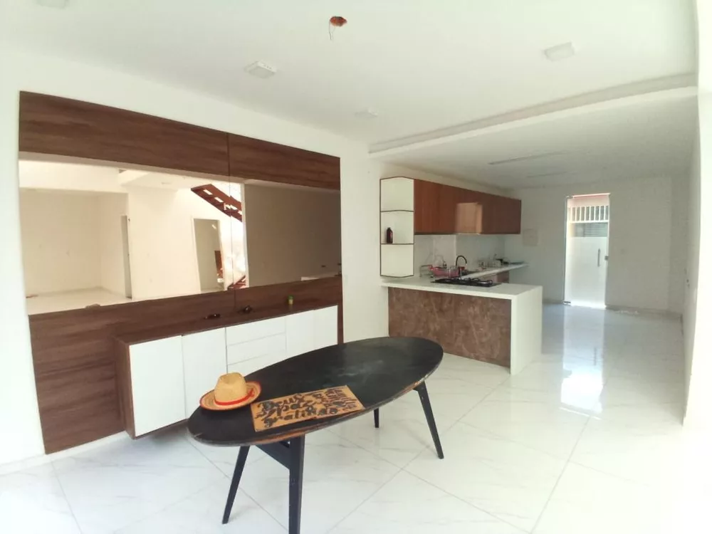 Casa, 4 quartos, 385 m² - Foto 3
