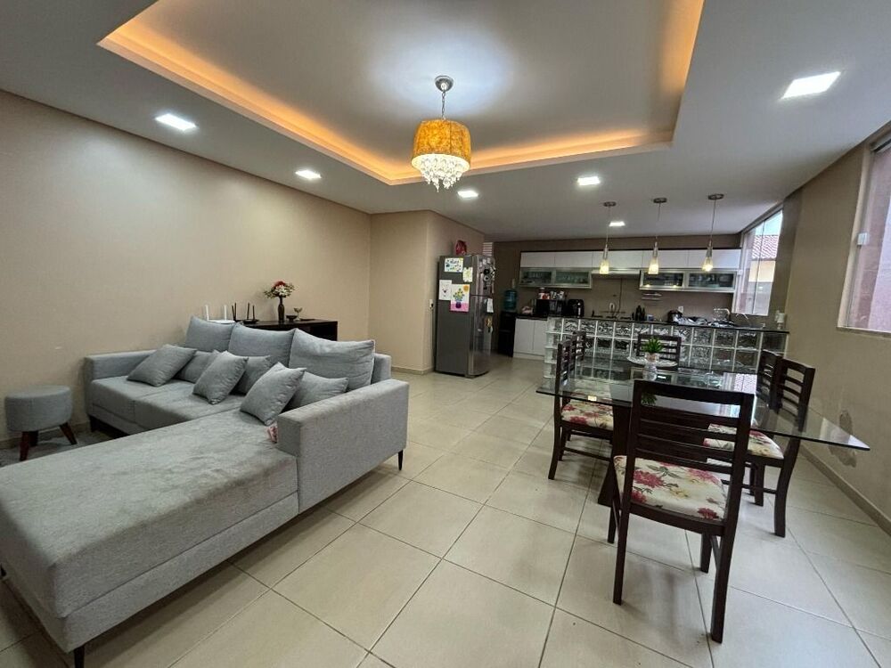 Casa à venda com 4 quartos, 260m² - Foto 5