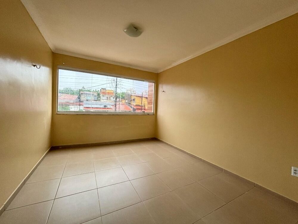 Casa à venda com 4 quartos, 260m² - Foto 17