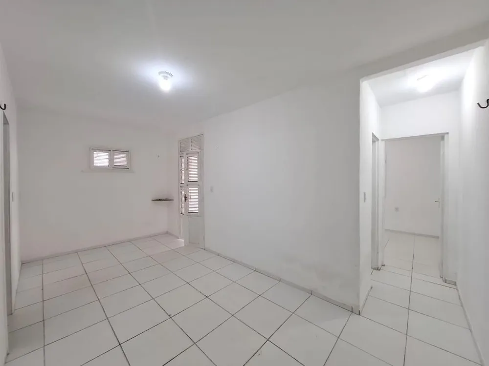 Casa, 2 quartos, 70 m² - Foto 2