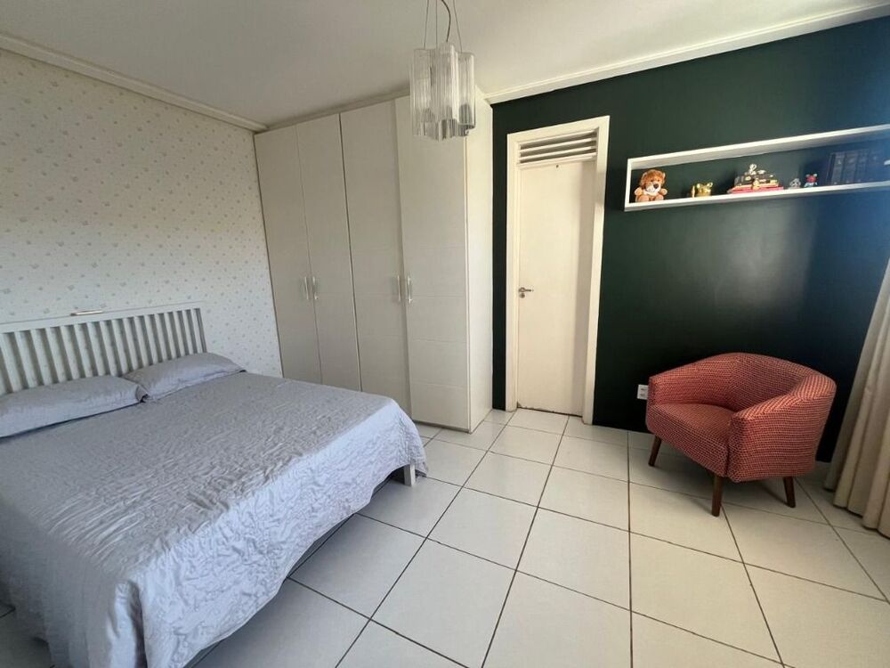Casa à venda com 4 quartos, 212m² - Foto 17