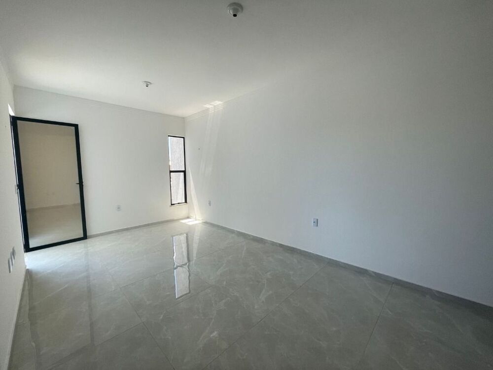 Casa à venda com 4 quartos, 150m² - Foto 12
