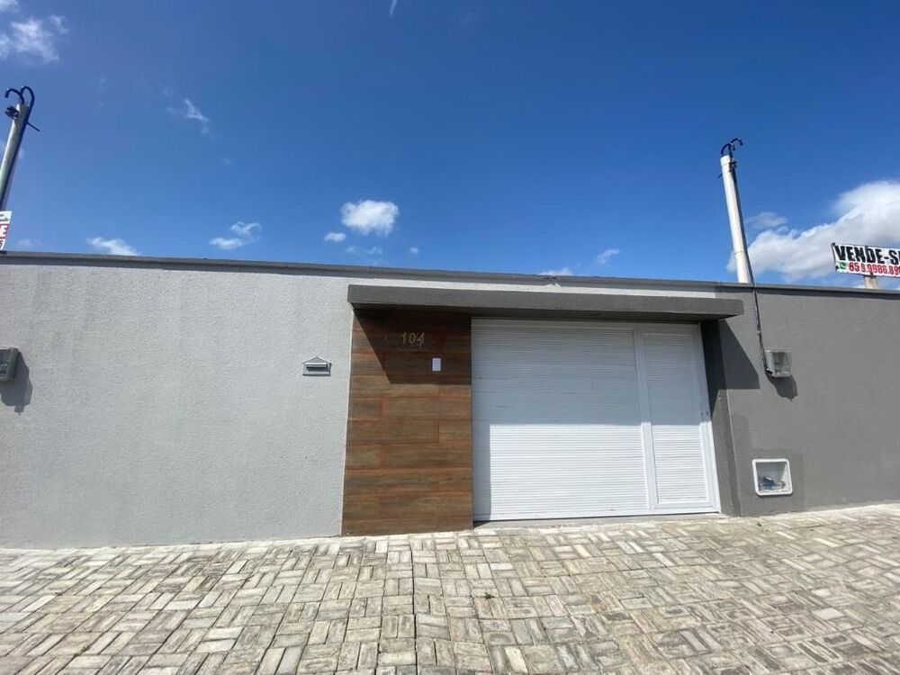 Casa à venda com 3 quartos, 116m² - Foto 1
