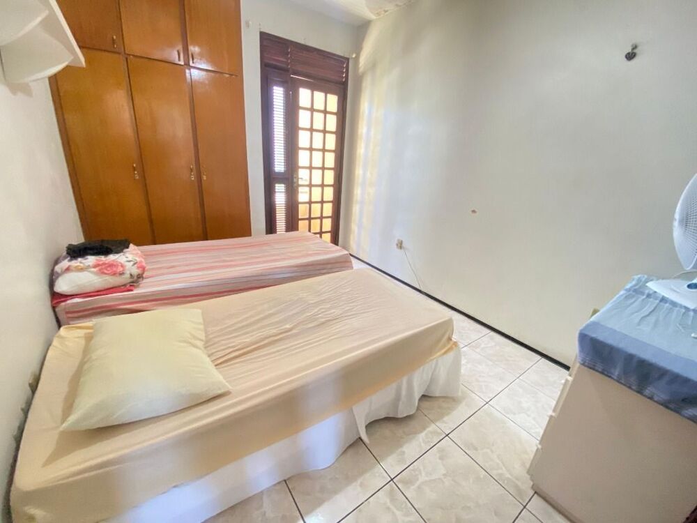 Casa, 4 quartos, 204 m² - Foto 4
