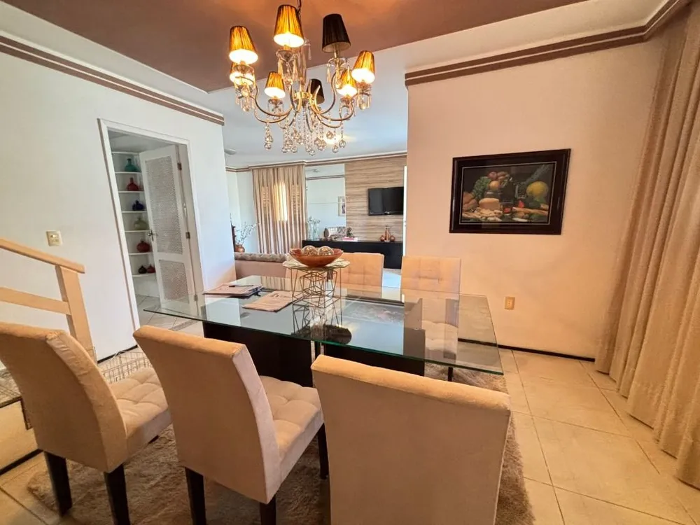 Casa, 4 quartos, 306 m² - Foto 2
