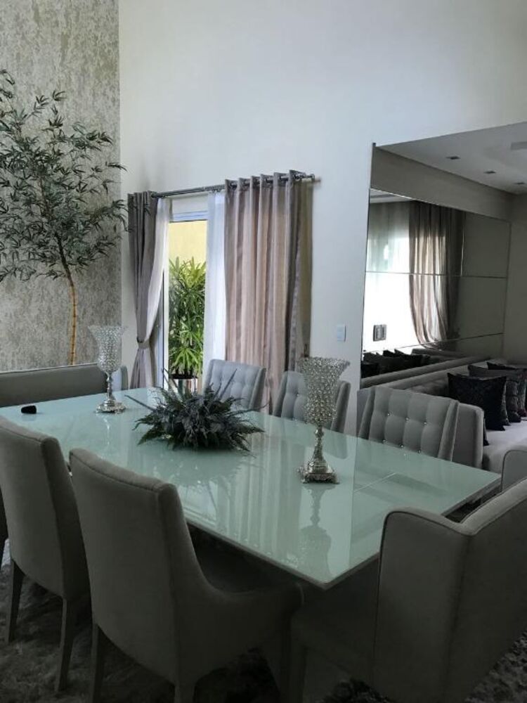 Casa à venda com 4 quartos, 174m² - Foto 2