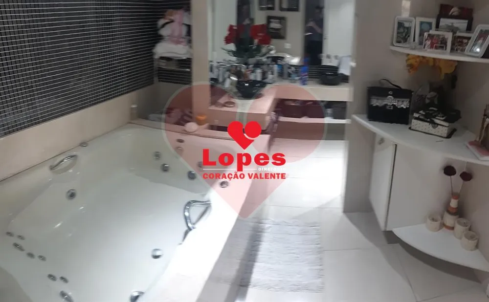 Cobertura, 3 quartos, 239 m² - Foto 11