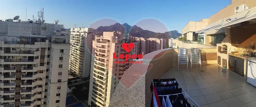 Cobertura, 3 quartos, 239 m² - Foto 3