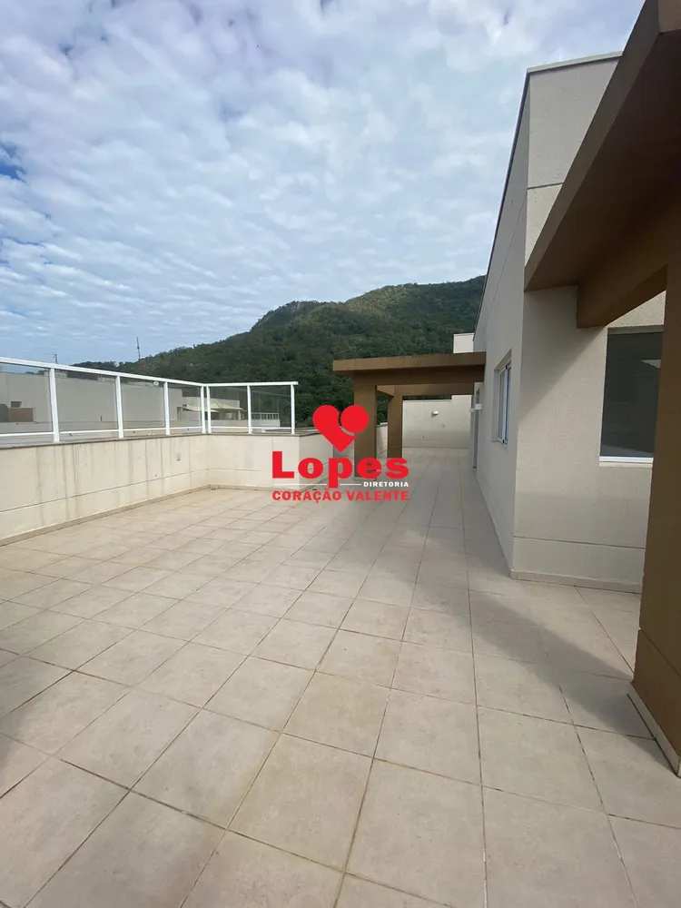 Cobertura, 3 quartos, 228 m² - Foto 1