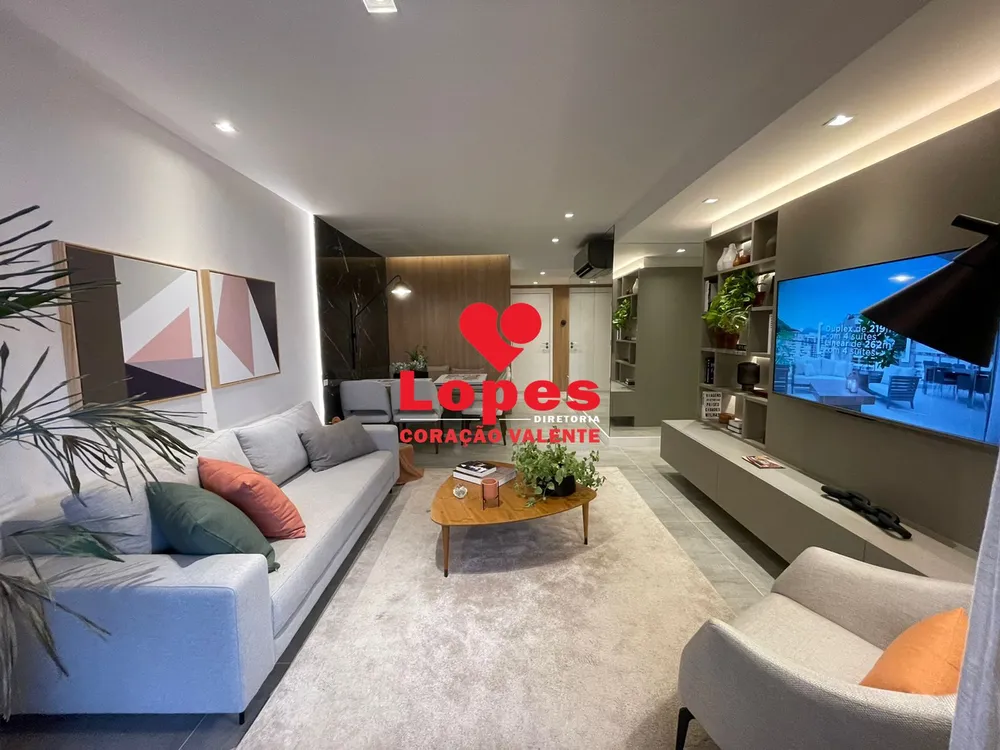 Cobertura, 4 quartos, 219 m² - Foto 2