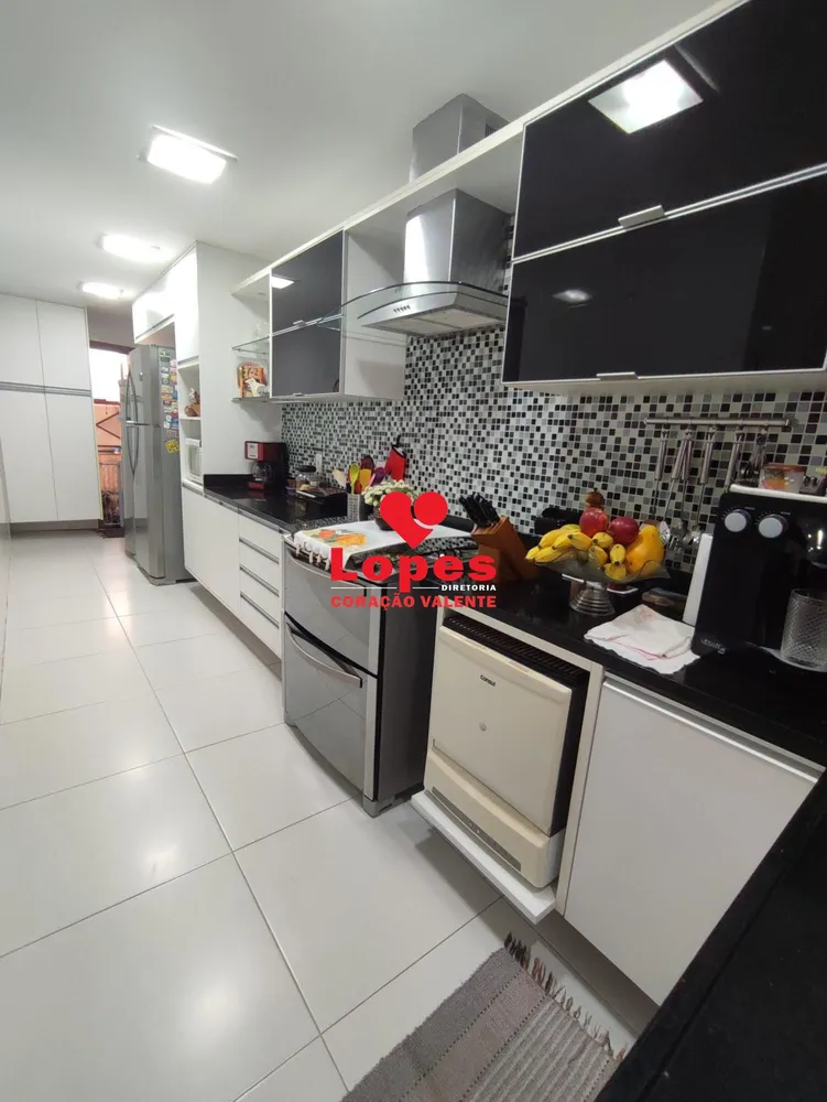 Casa, 4 quartos, 300 m² - Foto 23