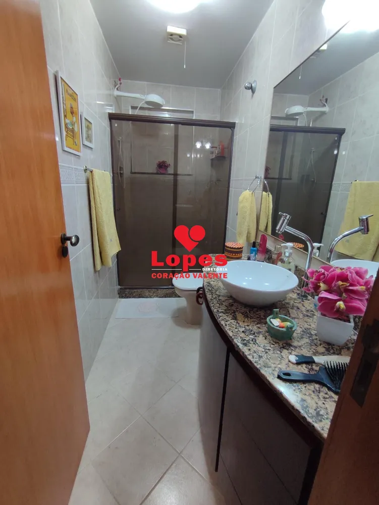 Casa, 4 quartos, 300 m² - Foto 20