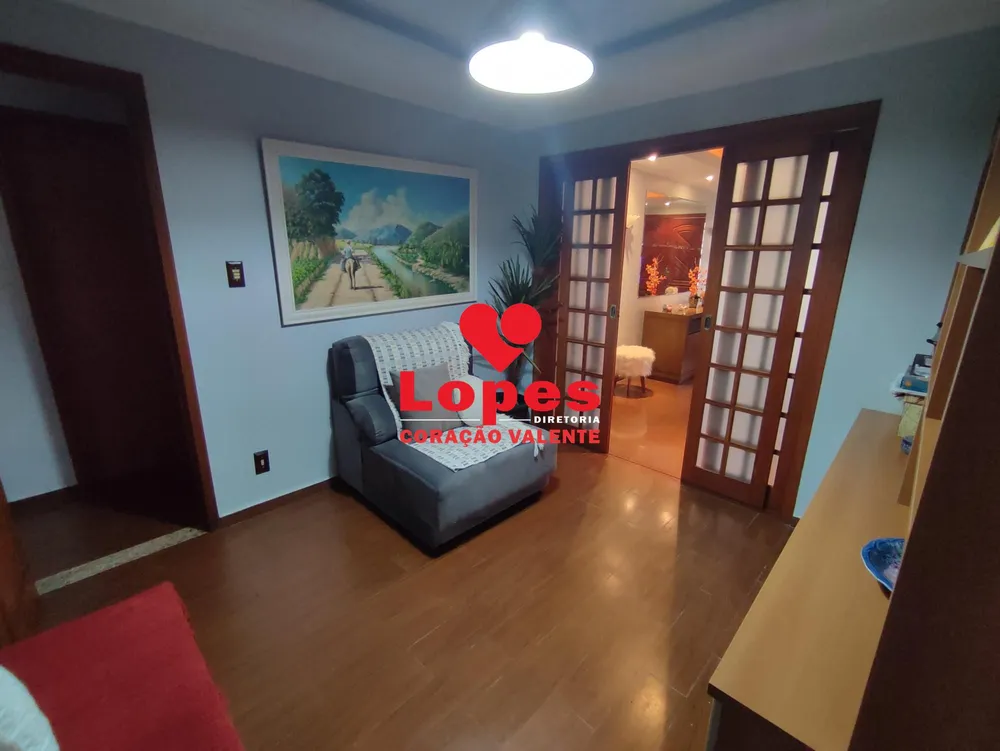 Casa, 4 quartos, 300 m² - Foto 8