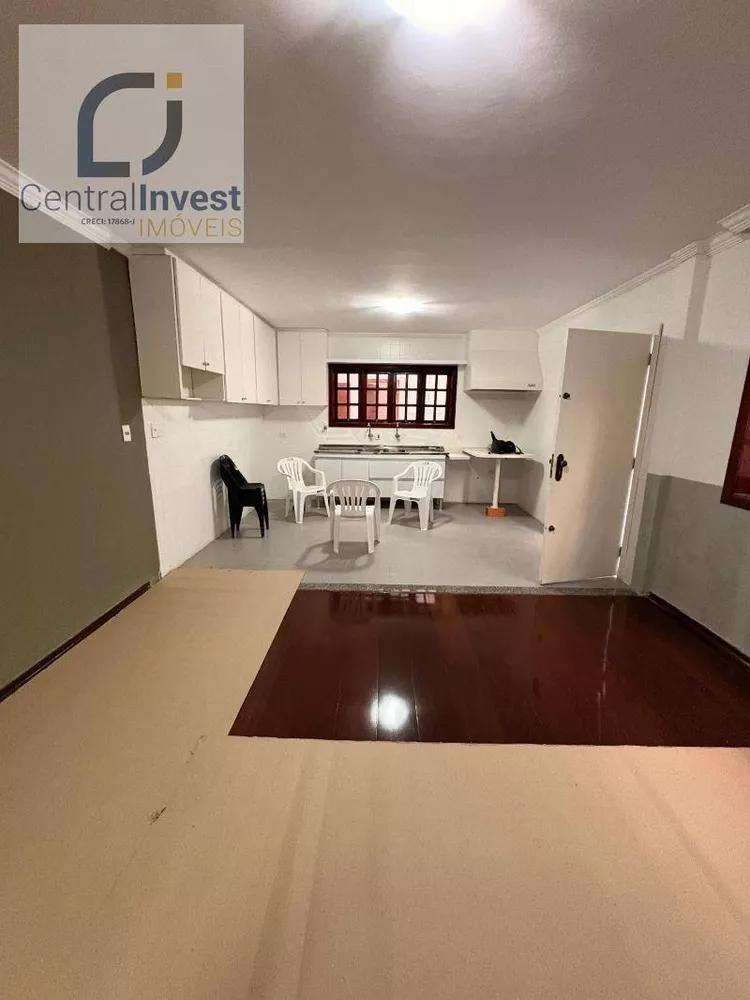 Casa, 3 quartos, 200 m² - Foto 1