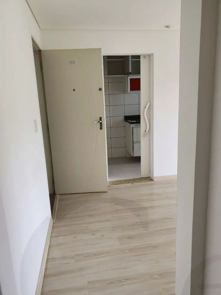 Apartamento à venda com 2 quartos, 57m² - Foto 4