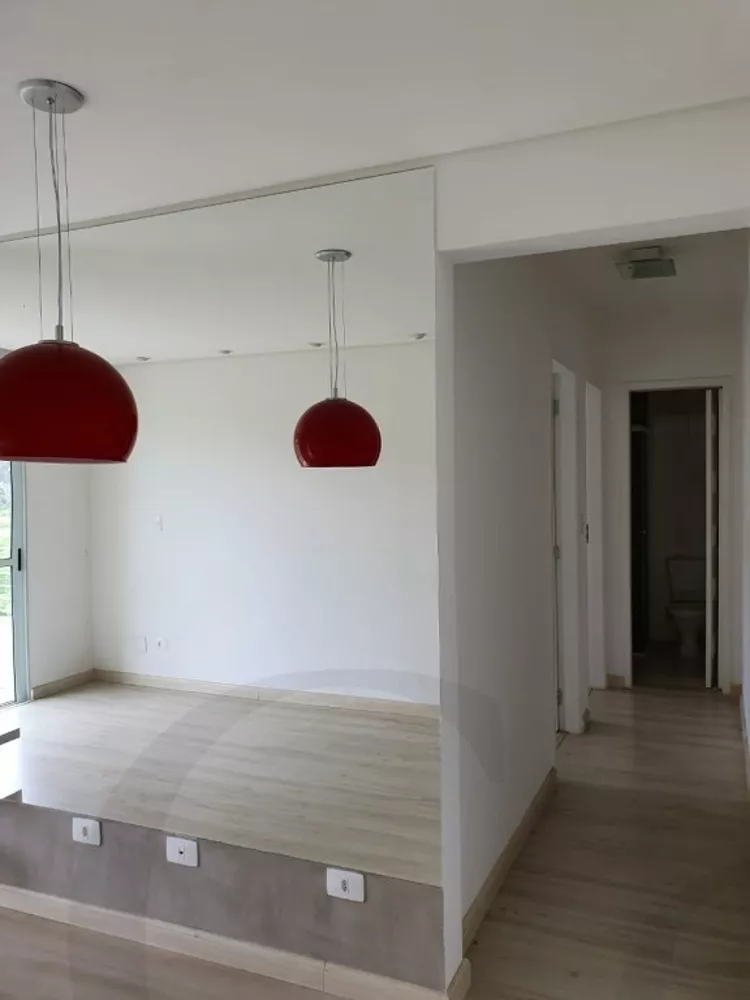 Apartamento à venda com 2 quartos, 57m² - Foto 3